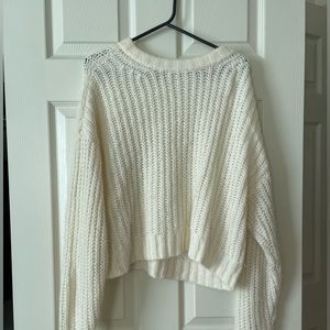 American Eagle White Sweater M
